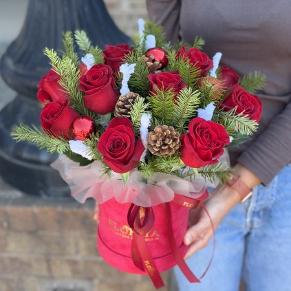 Red Velvet Christmas Box FloriyaFlowes