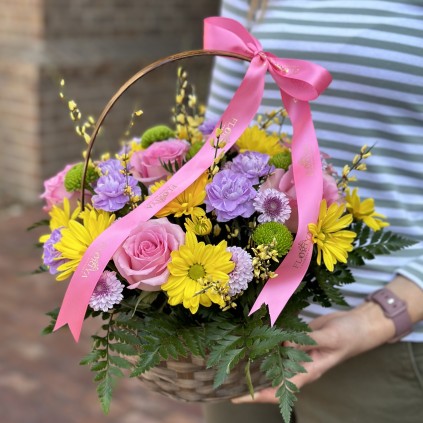 Flower Baskets "Sending love" FloriyaFlowes