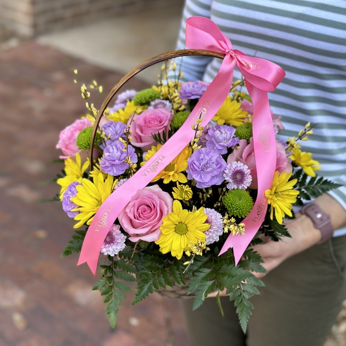 Flower Baskets "Sending love"