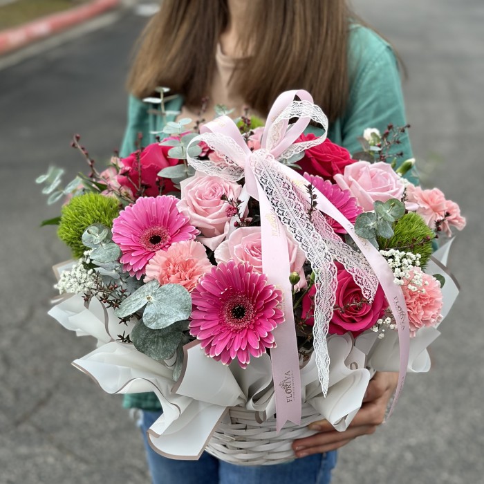 Flower Baskets "Spring to Summer"