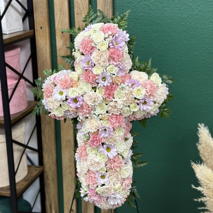 Floral Cross Funeral Tribute – Elegant Sympathy Cross Arrangement FloriyaFlowes