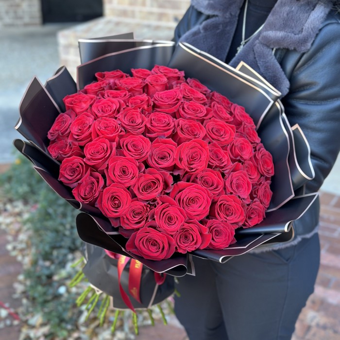 50 Premium Long Stem Roses Elegantly Wrapped in Black Paper