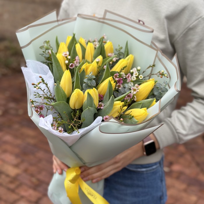 Radiant Sunshine Tulip Bouquet