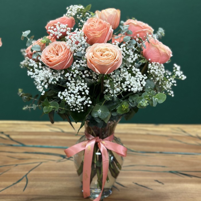 Luxury One, Two, or Three Dozen Kahala Garden Roses in a Vase (Vase Include)