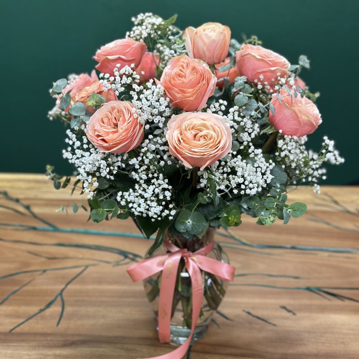 Luxury One, Two, or Three Dozen Kahala Garden Roses in a Vase (Vase Include)