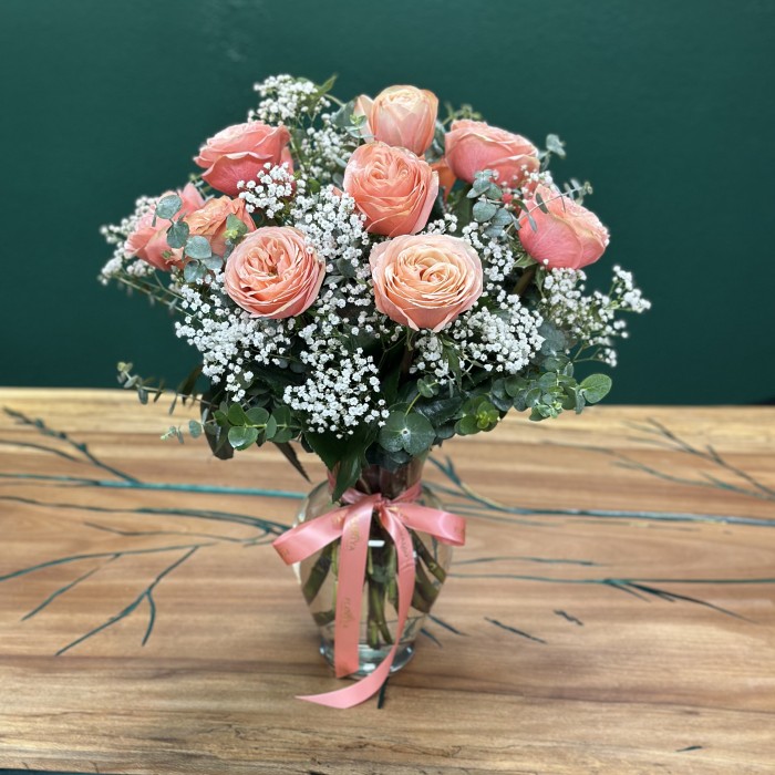 Luxury One, Two, or Three Dozen Kahala Garden Roses in a Vase (Vase Include)