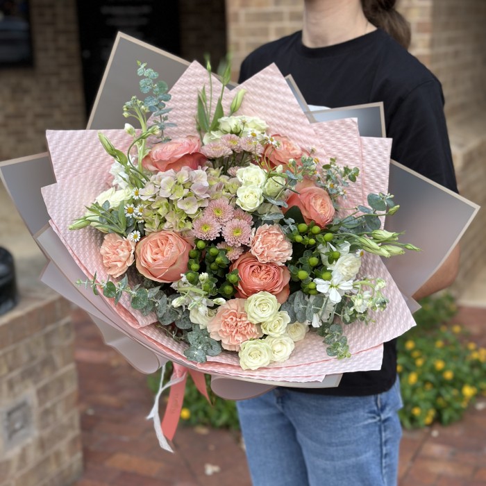 Flowers bouquet  Serenity