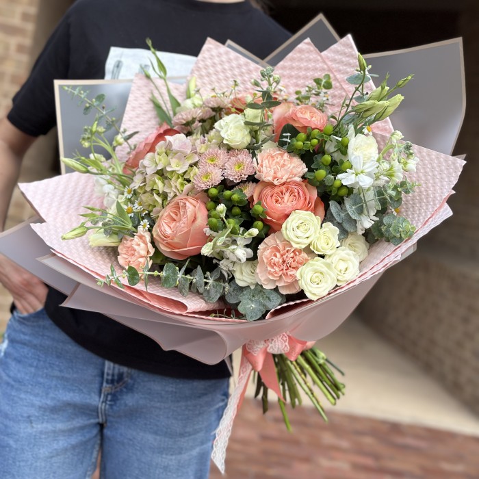 Flowers bouquet  Serenity