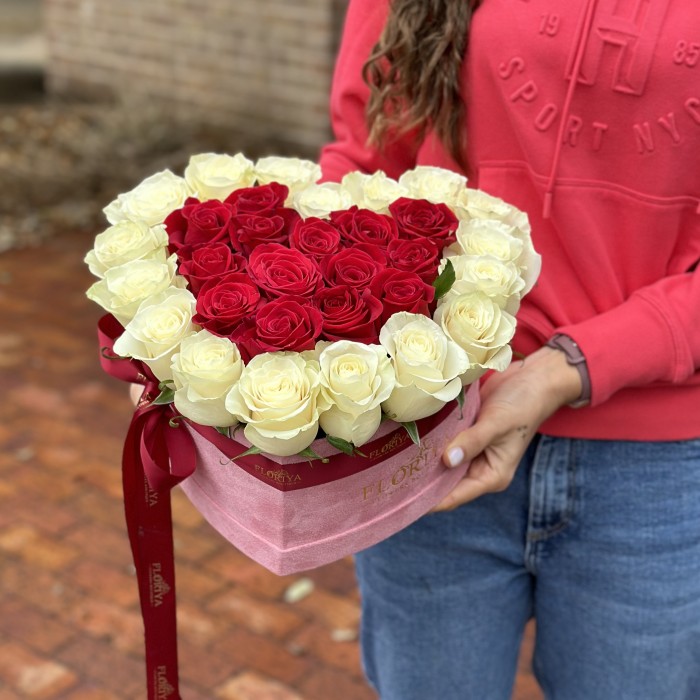 Flowers in a box  "I love You"