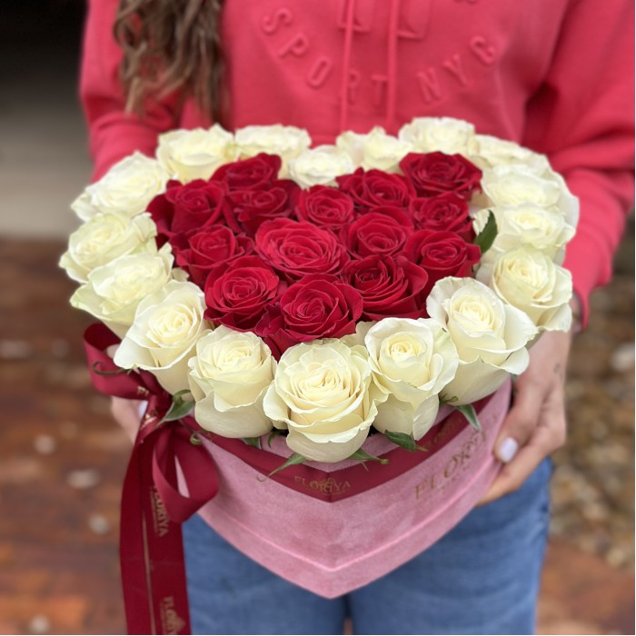 Flowers in a box  "I love You"