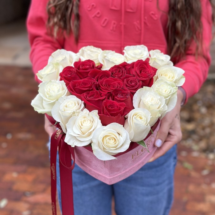 Flowers in a box  "I love You"