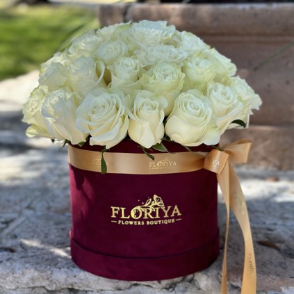 Roses Box LUX "Moonlight" FloriyaFlowes