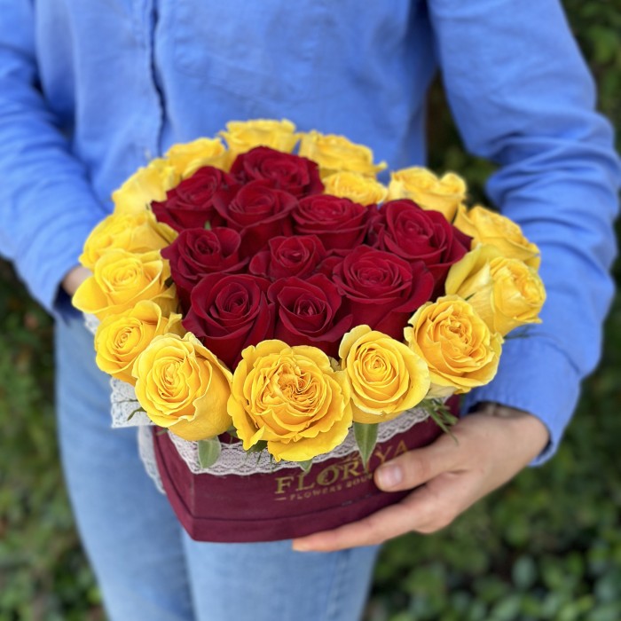 HEART-SHAPED BOXES "To Love one another"