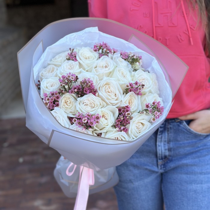 Bouquet of 24  Garden rose white O'hara Fragrant