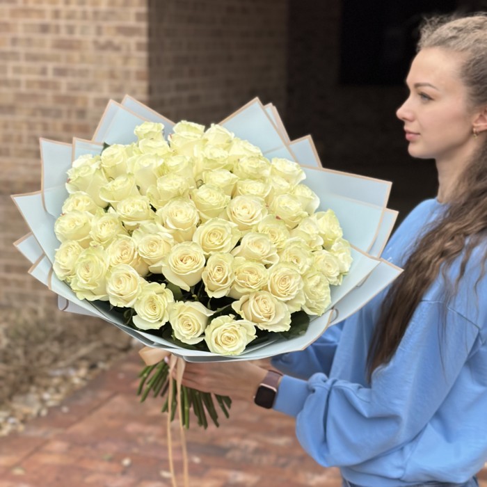 Bouquet 50 Premium white roses Long Stem 