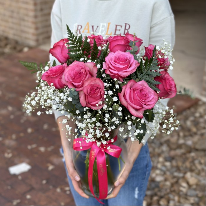 Premium Long Stem Hot Pink Roses (Vase Include)