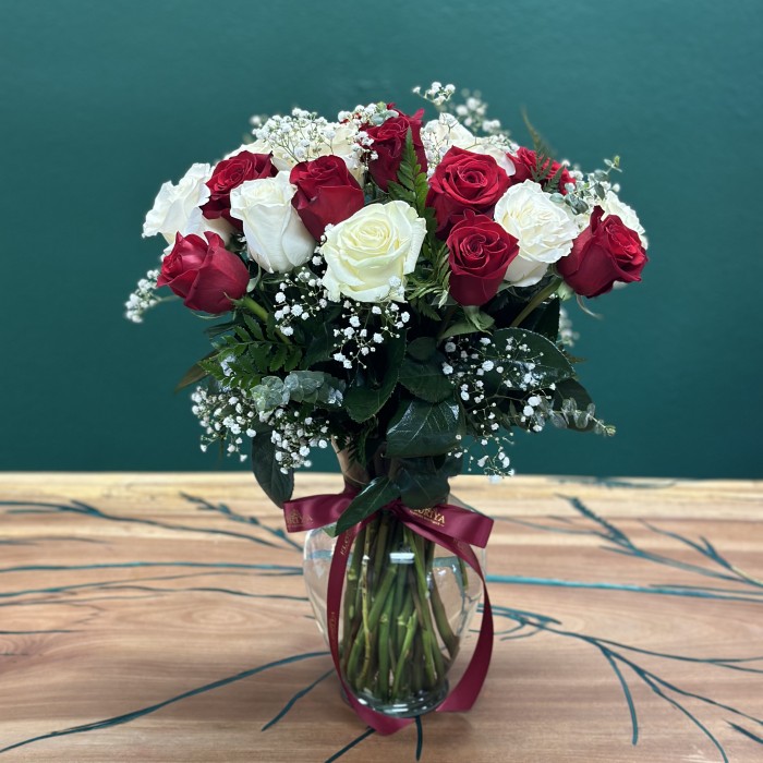 Premium Long-Stem Red and White Roses in a Vase (Vase Included)