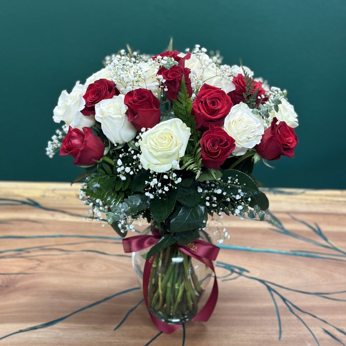 Premium Long-Stem Red and White Roses in a Vase (Vase Included)