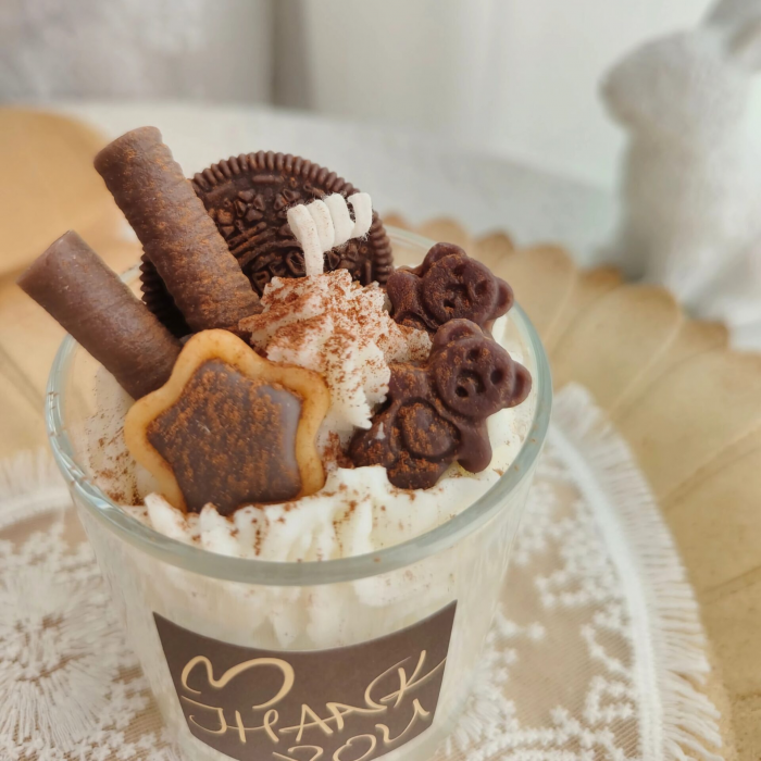 Biscuit Bear – Chocolate Dessert Candle